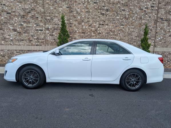 2014 TOYOTA CAMRY SE AUTOMATIC 4 Cylinder Gas Saver NEW EMISSIONS for sale in Cumming, GA – photo 3