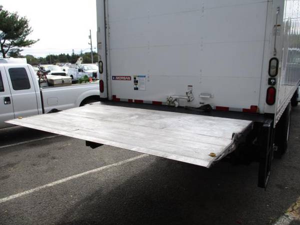 2016 Ford Super Duty F-650 Straight Frame 24 FOOT BOX TRUCK LIFT... for sale in South Amboy, CT – photo 10