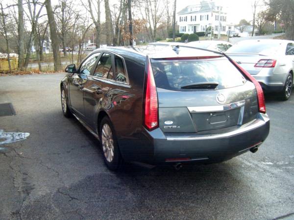 2011 Cadillac CTS Sport Wagon 3.0L Luxury AWD - cars & trucks - by... for sale in Chelmsford, MA – photo 4