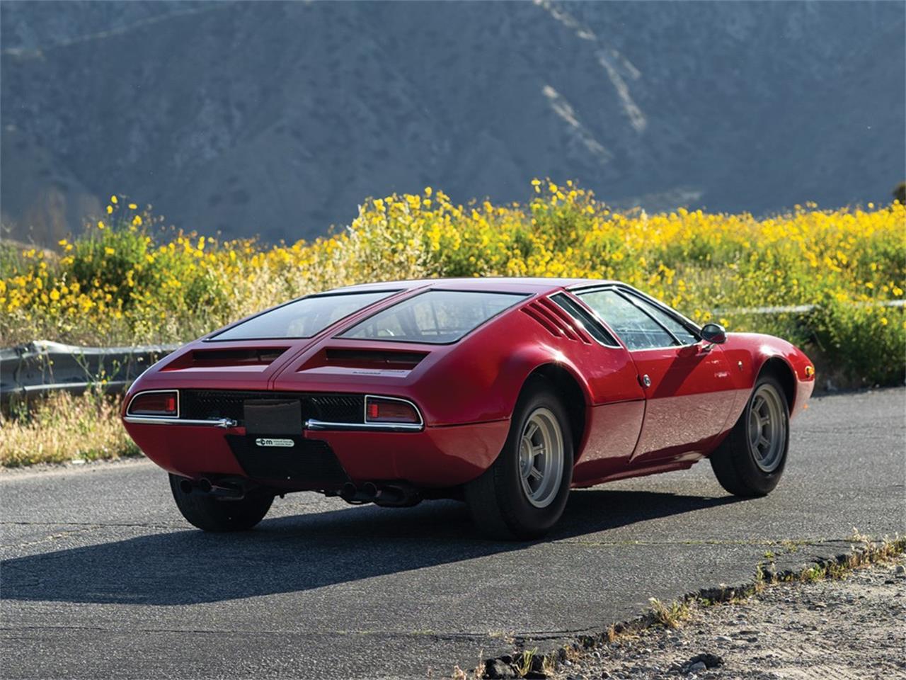 For Sale at Auction: 1970 De Tomaso Mangusta for sale in Auburn, IN – photo 2