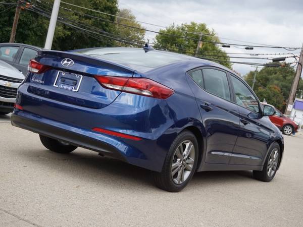2018 Hyundai Elantra Limited sedan Dk. Blue for sale in Roseville, MI – photo 3