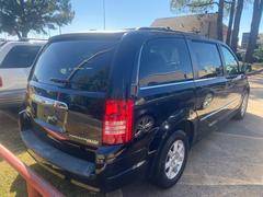 2010 chrysler town and country touring rear entertainment 3rd seat for sale in Bixby, OK – photo 3
