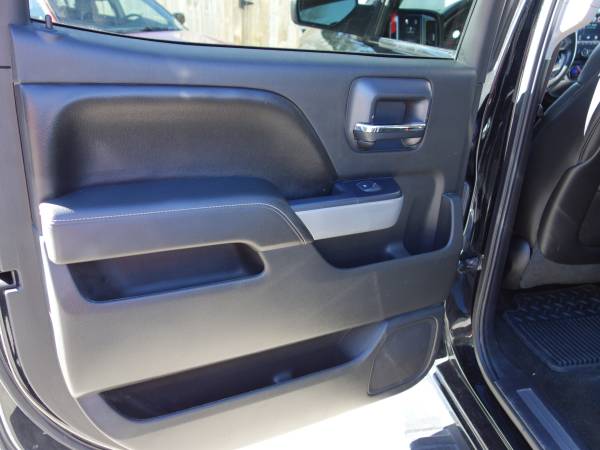 2015 Chevrolet Silverado 1500 4WD Crew Cab LTZ - Loaded! for sale in Lincoln, NE – photo 12