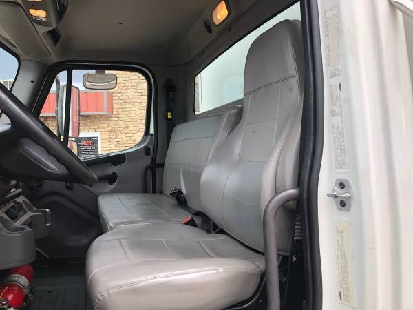 2012 Freightliner Business Class M2 106 22ft Insulated Cold Box for sale in Commerce City, CO – photo 7