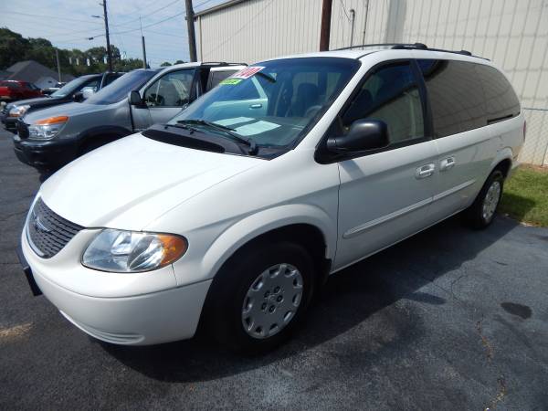 2003 CHRYSLER TOWN & COUNTRY VAN for sale in Loganville, GA – photo 7