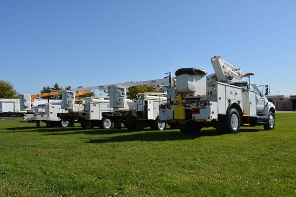 Bucket Truck Liquidation Sale (NON-CDL AVAILABLE!) - cars & trucks -... for sale in Crystal Lake, MS – photo 5