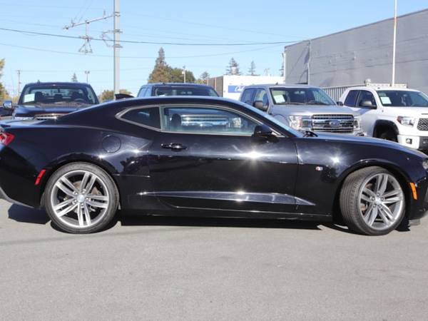 2017 Chevy Chevrolet Camaro 2LT Coupe coupe Black for sale in Burlingame, CA – photo 4