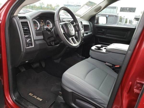2013 Ram 1500 4WD Crew Cab 140.5 Express for sale in Medford, OR – photo 21