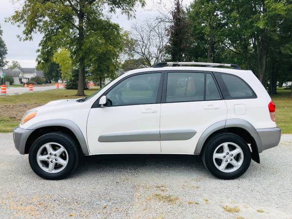 2003 *Toyota* *RAV4* *4dr Automatic 4WD* WHITE for sale in Cicero, IN – photo 3