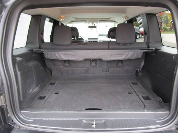 ** 2010 Jeep Liberty Moon Roof Very Nice SUV 4x4 ** - cars & trucks... for sale in Minerva, OH – photo 7