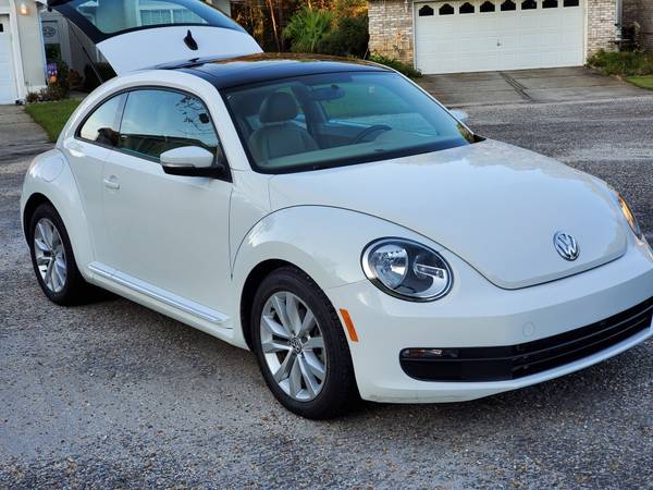 2015 VW Beetle 1.8L turbo - cars & trucks - by owner - vehicle... for sale in Fort Walton Beach, FL – photo 4
