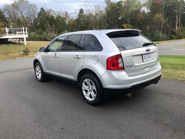 2011 Ford Edge SEL AWD 4dr very clean runs great for sale in Ashburn, District Of Columbia – photo 3