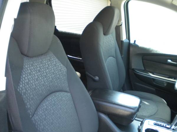GMC Acadia AWD SUV Back up Camera 7 Passenger 1 Year Warranty for sale in hampstead, RI – photo 12