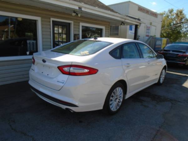 2013 Ford Fusion Hybrid SE HYBRID - $0 DOWN? BAD CREDIT? WE FINANCE... for sale in Goodlettsville, TN – photo 3