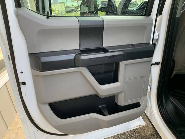 2019 Ford F250 SD XL Crew Cab Short Bed pickup WHITE for sale in Bethel Heights, AR – photo 15