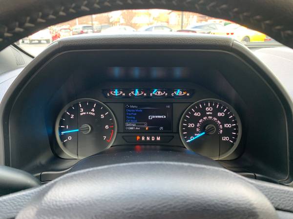2019 Ford F-150 XLT Crew Cab 4WD - Panoramic sunroof - 10,000 miles!... for sale in Oak Forest, IL – photo 14
