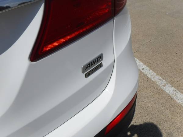 2014 Hyundai Santa Fe Limited AWD w/ Ultimate Pkg! * 59k Miles * for sale in Denver , CO – photo 11