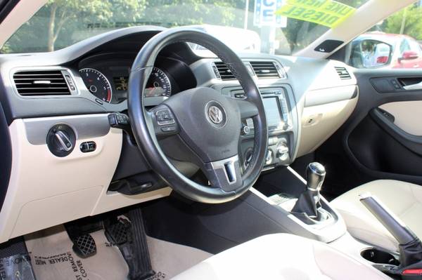 2014 Volkswagen Jetta TDi, 6 Speed, Only 48k Miles, Like New! for sale in Manville, NJ – photo 11