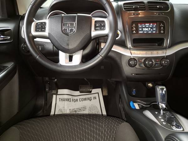2018 Dodge Journey SE suv Pitch Black Clearcoat for sale in Jasper, IN – photo 13