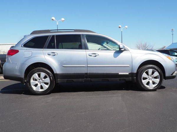 2012 Subaru Outback 2.5i Premium AWD 4dr Wagon CVT - Low Rate Bank... for sale in Fairfield, OH – photo 8