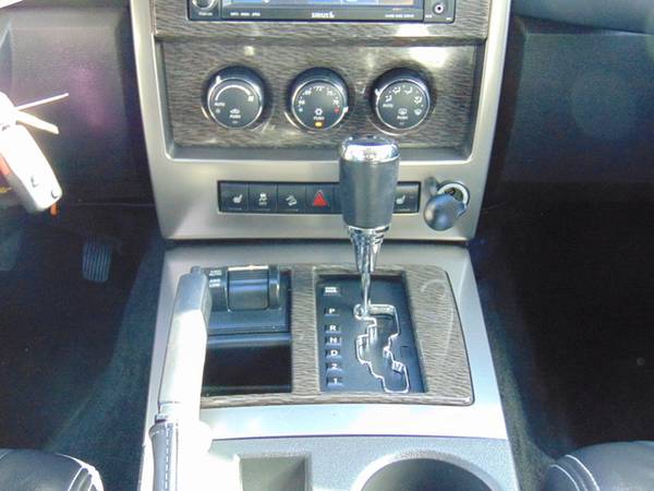 2012 Jeep Liberty Limited Jet - cars & trucks - by dealer - vehicle... for sale in Goshen, IN – photo 14