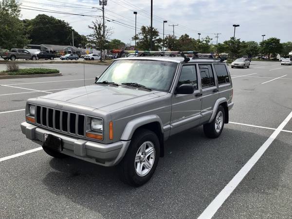 Rare Jeep Cherokee Classic - Leather for sale in South Yarmouth, MA