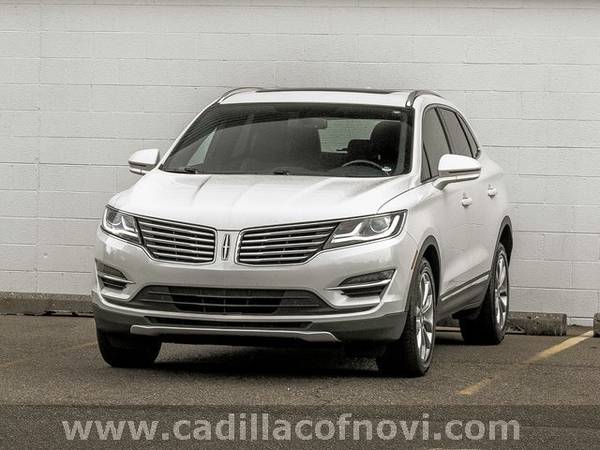 2017 *Lincoln* *MKC* Select hatchback White Platinum Metallic Tri-Coat for sale in Novi, MI – photo 10