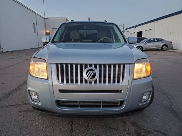 2009 Mercury Mariner Premier AWD **Low Miles** - cars & trucks - by... for sale in Omaha, NE – photo 2