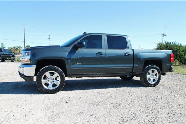 2018 CHEVROLET 1500 LT*5.3L VORTEC V8*LEVELED*ONE OWNER*FACTORY... for sale in Liberty Hill, TX – photo 4