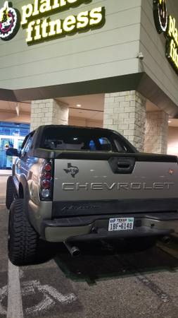 《《《 2003 Chevy Avalanche "Custom"》》》 - cars & trucks - by dealer -... for sale in Austin, TX – photo 6