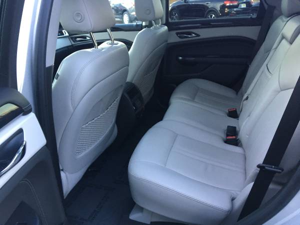 2014 Cadillac SRX AWD Luxury Collection - cars & trucks - by dealer... for sale in Wisconsin Rapids, WI – photo 10