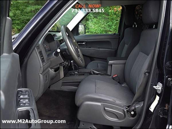 2011 Jeep Liberty Sport 4x4 4dr SUV - cars & trucks - by dealer -... for sale in East Brunswick, PA – photo 11