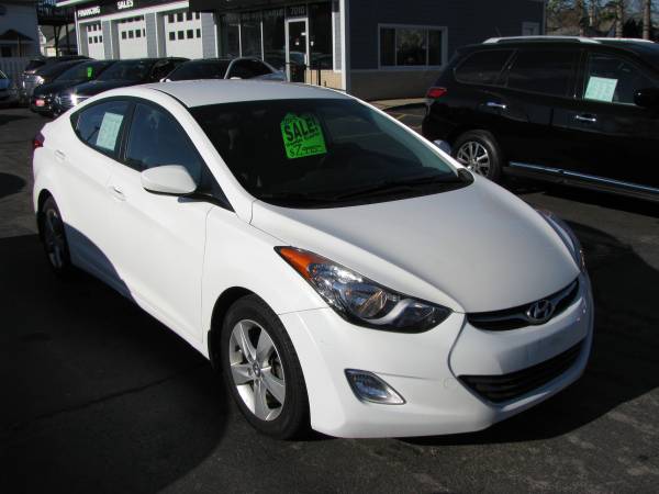 2013 Hyundai Elantra Gls - cars & trucks - by dealer - vehicle... for sale in milwaukee, WI