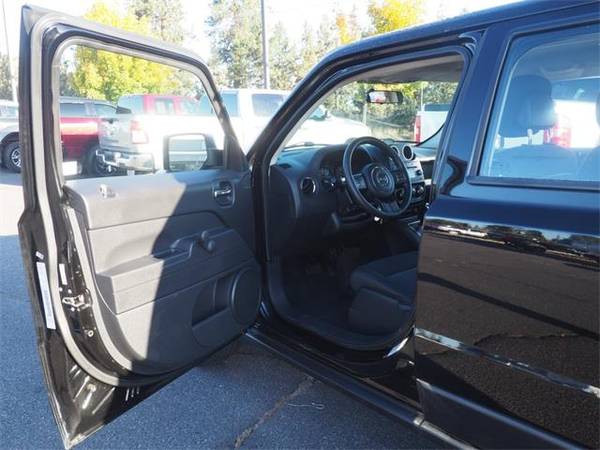 2014 Jeep Patriot Sport - 4D Sport Utility for sale in Redmond, OR – photo 19