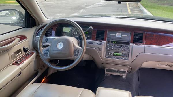 2003 LINCOLN TOWN CAR LIMOSINE STYLE 75K MILES 1 OWNER - cars & for sale in Hollywood, FL – photo 7
