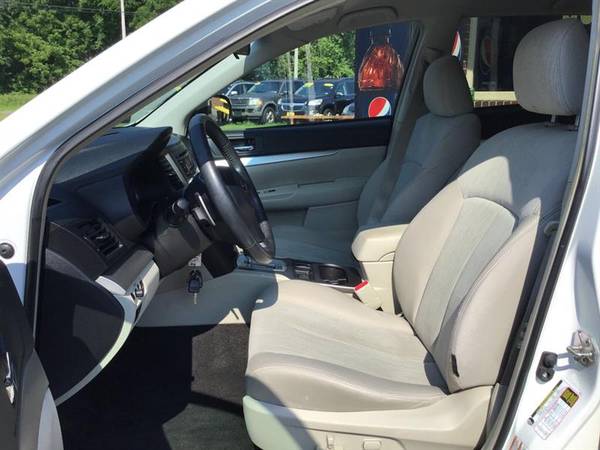 2013 Subaru Outback 2.5i Premium for sale in Manchester, NH – photo 9