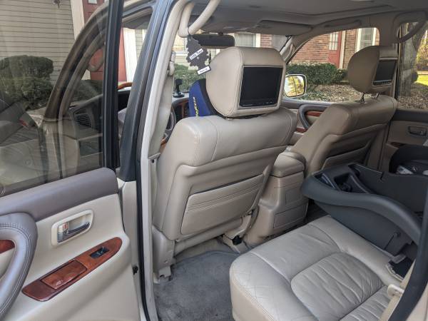 Lexus LX470 2001 clean car - cars & trucks - by owner - vehicle... for sale in AMELIA, OH – photo 4