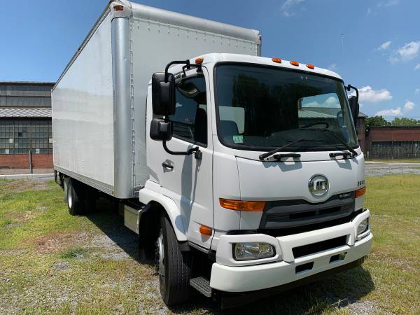 2012 UD 2600 103k Tuned & Deleted 26 ft Box Truck Lift Gate for sale in Lebanon, MD – photo 7