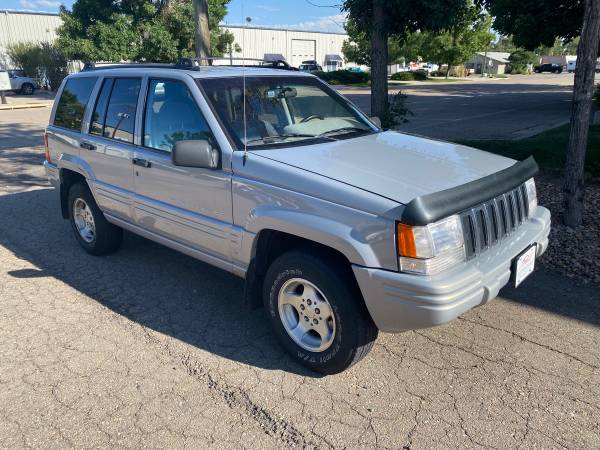 1998 Jeep Grand Cherokee Laredo 4WD low miles - - by for sale in Berthoud, CO – photo 4