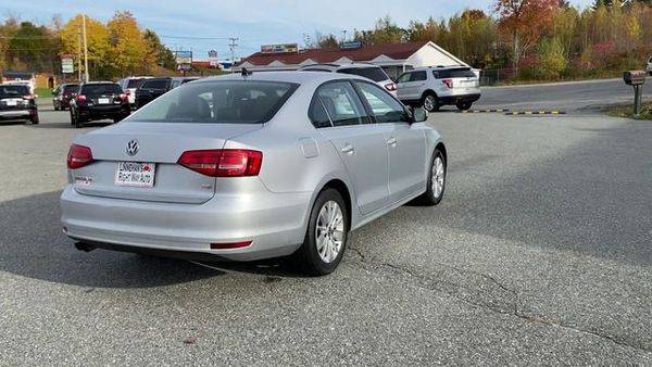 2015 Volkswagen Jetta 1.8T SE w/Connectivity Autocheck Available on... for sale in Bangor, ME – photo 8