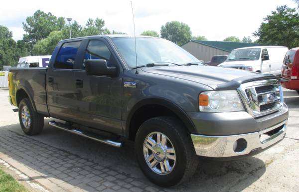 LOOK!*2007 FORD F-150 XLT*4X4*CREW-CAB*SUPER CLEAN*RUNS GREAT! for sale in Waterford, MI – photo 4