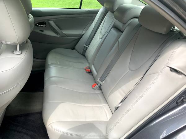 2010 Toyota Camry LE: New Engine, AC, Struts, more for sale in Cincinnati, OH – photo 7