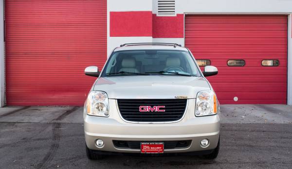 2014 GMC Yukon XL 1500 SLT 4x4 ~Clean! ~Tow Hitch! ~Leather! - cars... for sale in Fort Collins, CO – photo 8