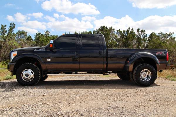 2015 FORD F350 KING RANCH 4X4 - BLK ON BLK - NAV ROOF- NEW 35" TOYO MT for sale in Liberty Hill, TX – photo 4