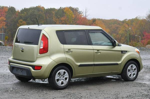 2012 Kia Soul Base - - by dealer - vehicle for sale in Naugatuck, CT – photo 7