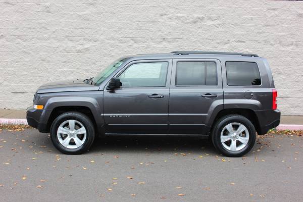 2016 Jeep Patriot 4x4 - One Owner - Super Nice!!! - cars & trucks -... for sale in Corvallis, OR – photo 2