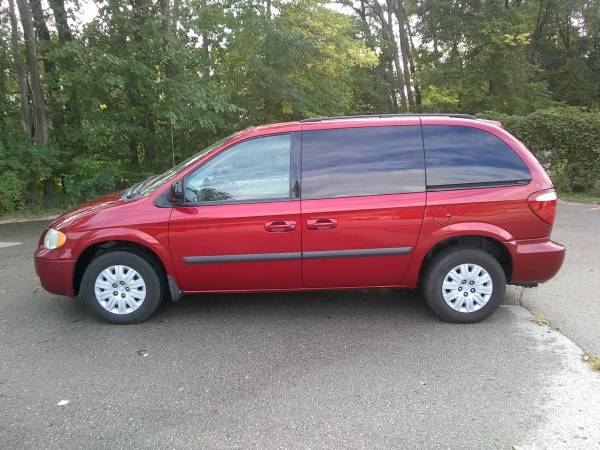 Wheelchair van 2006 Town and Country for sale in Waverly, IA