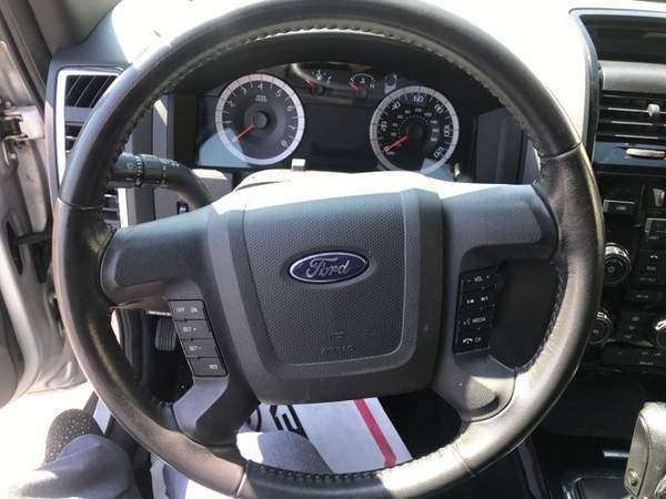 2012 Ford Escape Limited for sale in Greenfield, WI – photo 4