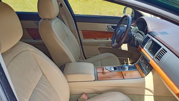 Jaguar XF Luxury 2009 for sale - cars & trucks - by owner - vehicle... for sale in Laurel, MS – photo 7