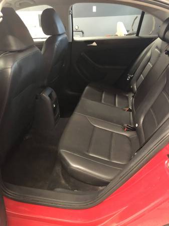2014 VW Jetta NO RUST 7, 300 OBO - - by dealer for sale in Le Roy, NY – photo 10